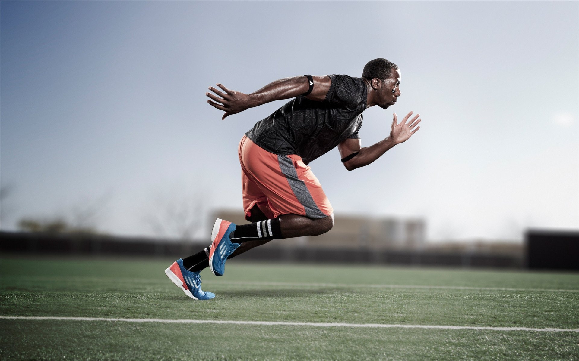 若日尼奥中场魔术点亮巴西,桑巴军团完胜厄瓜多尔展现统治力