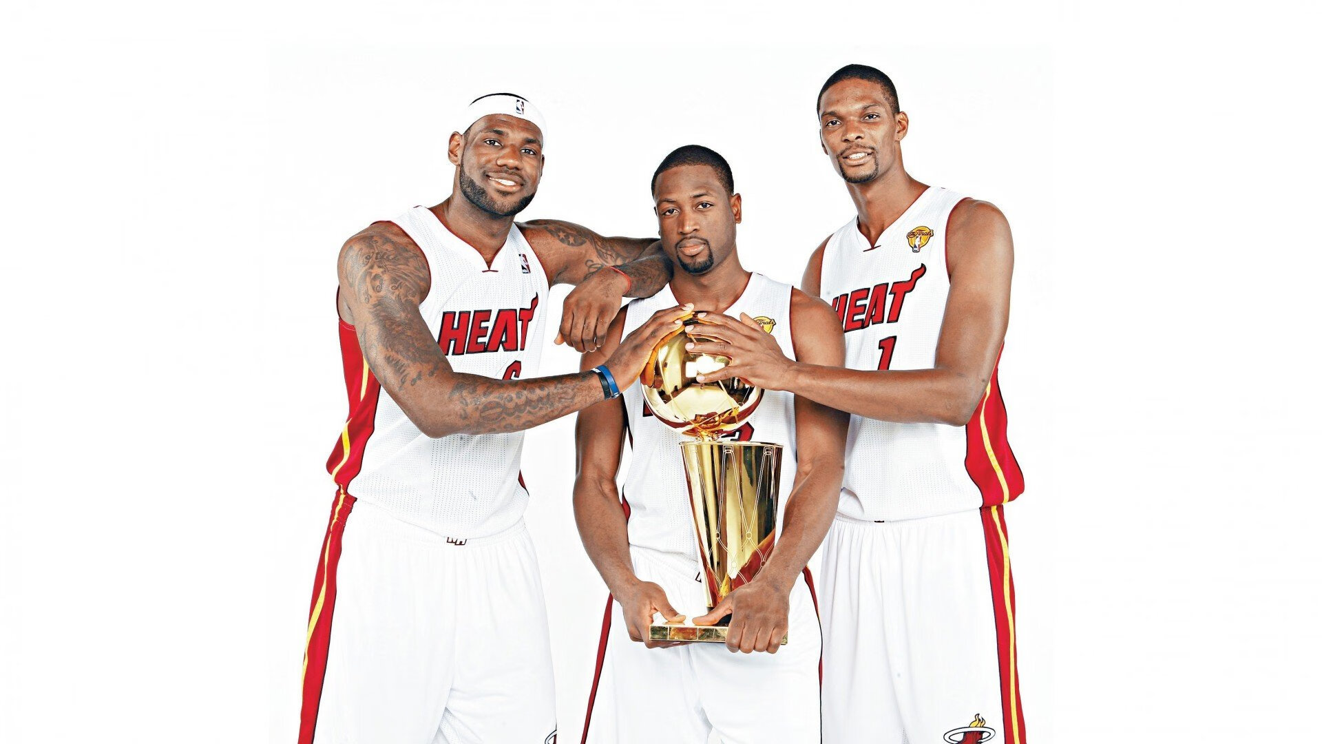 东亚之巅的逆袭与欧洲巨星的觉醒—韩国力克日本，奥恰洛夫闪耀赛场